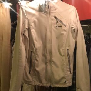 Columbia shell jacket